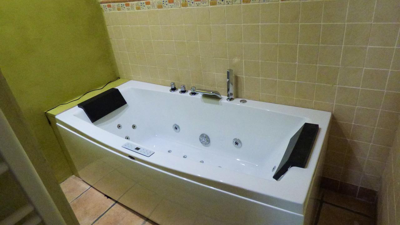 Albergue Boi Romanic Suites Barruera Ngoại thất bức ảnh