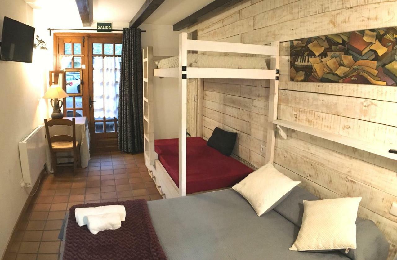 Albergue Boi Romanic Suites Barruera Ngoại thất bức ảnh