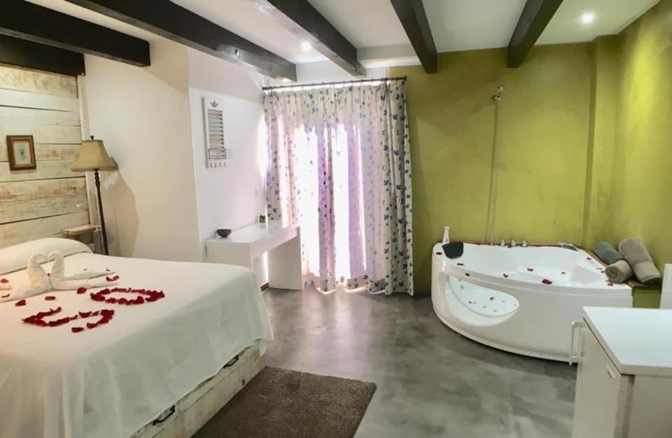 Albergue Boi Romanic Suites Barruera Ngoại thất bức ảnh